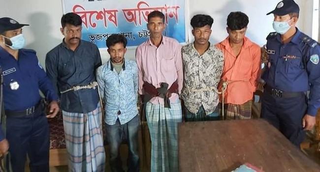 ফটিকছড়িতে কিশোরী গণধর্ষণের অভিযোগে গ্রেফতার ৫