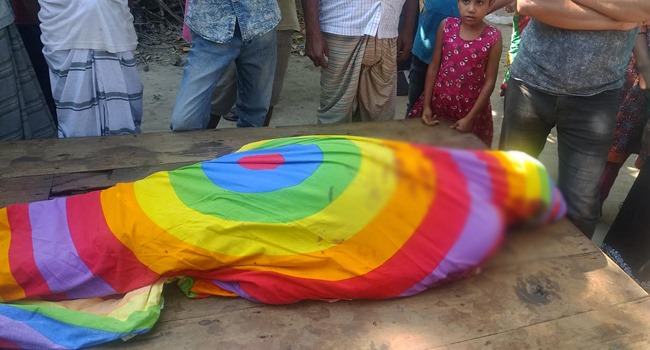 ঈশ্বরদীতে সড়ক দুর্ঘটনায় কাঠ ব্যবসায়ী নিহত