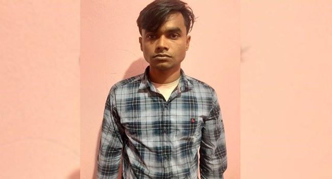 বিরামপুরে গৃহবধূকে ধর্ষণের অভিযোগ যুবক আটক