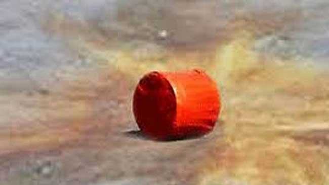 নন্দীগ্রামে আওয়ামী লীগ নেতার ভাইয়ের গাড়িতে ককটেল নিক্ষেপ