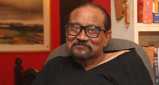 আলী যাকের হাসপাতালে