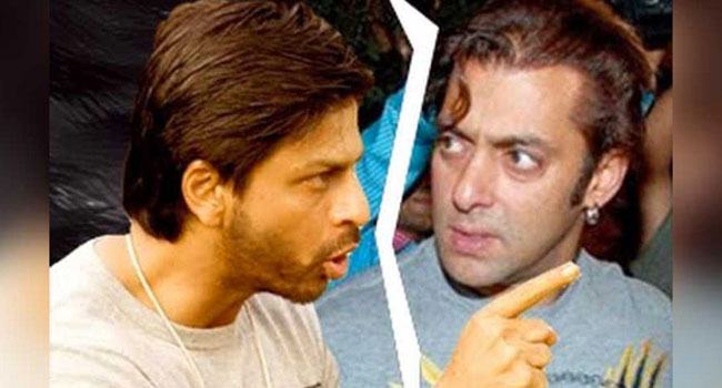 প্রকাশ্যে শাহরুখের কলার চেপে হাতাহাতিতে জড়ালেন সালমান, অতঃপর...