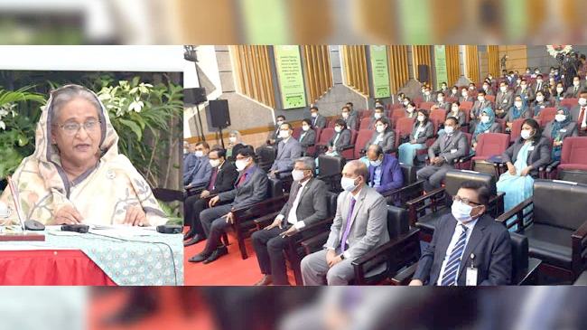 মেধা, জ্ঞান, বুদ্ধি ও মননকে দেশের কাজে লাগান : প্রধানমন্ত্রী