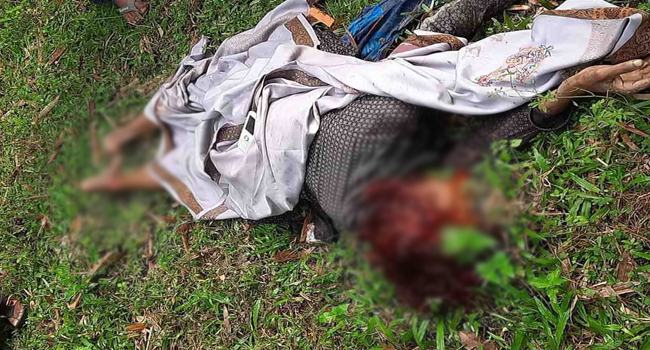 বৃদ্ধের গলা কাটা লাশ উদ্ধার