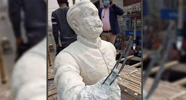 বঙ্গবন্ধুর ভাস্কর্য ভাঙচুরের ঘটনা তদন্তে ৩ সদস্যের কমিটি