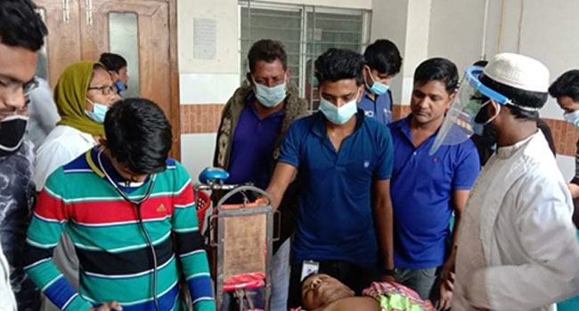 চুয়াডাঙ্গায় ট্রাকের চাকায় পিষ্ট হয়ে কৃষক নিহত