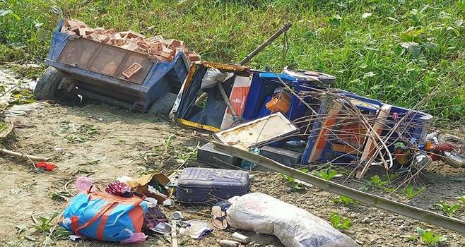 নোয়াখালীতে অটোরিকশা-ট্রাক্টর সংঘর্ষে অন্তঃসত্ত্বা নারীসহ নিহত ২