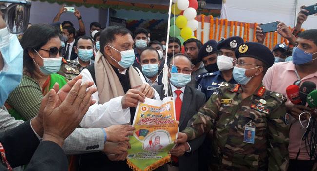 এক লাখ লোক ই-পাসপোর্ট হাতে পেয়েছে : স্বরাষ্ট্রমন্ত্রী