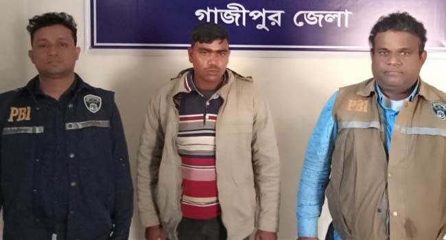 গাড়ি চাপা দিয়ে পোশাককর্মী হত্যার ৬ মাস পর চালক গ্রেফতার