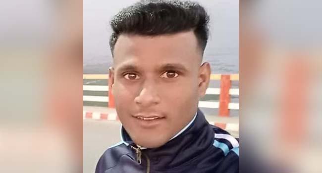 আড়াইহাজারে সড়ক দুর্ঘটনায় পুলিশ সদস্য নিহত