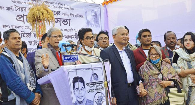 গণতন্ত্র প্রতিষ্ঠায় ধানের শীষে ভোট চাইলেন মির্জা ফখরুল
