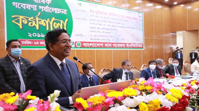 যারা বঙ্গবন্ধুর ভাস্কর্য ভাঙ্গতে চায় তারা পাকিস্তানের পা-চাটা : কৃষিমন্ত্রী