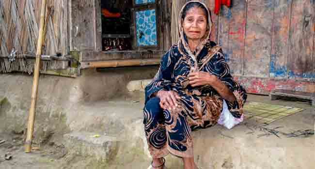 জমিও পালাম না, ঘরও পালাম না