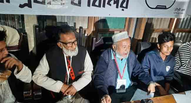 নোয়াখালীতে স্বতন্ত্র মেয়র প্রার্থীর নির্বাচনী প্রচারণায় নৌকা সমর্থকদের হামলা, আহত ১০