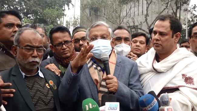 সব দিক দিয়ে ব্যর্থ সরকার, বিনা পরীক্ষায় অটোপাশের মতো ক্ষমতায় যেতে চায়