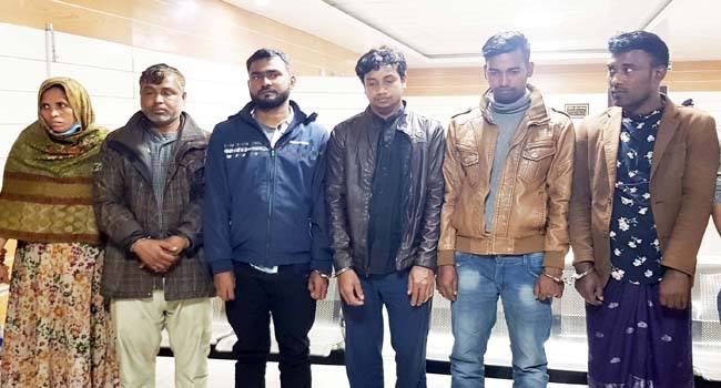 গাজীপুরে অপহৃত স্কুলছাত্র উদ্ধার : ভুয়া সাংবাদিক ও দম্পতিসহ ৬ অপহরণকারী গ্রেফতার