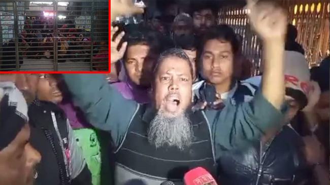 স্বতন্ত্রপ্রার্থী নিখোঁজ, প্রতিবাদে বিক্ষোভ-সংঘর্ষ ও থানা ঘেরাও