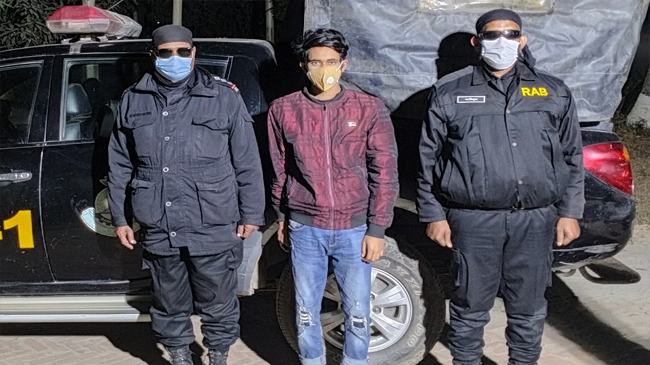 তরুণীকে ধর্ষণের ভিডিও ধারণের অভিযোগ গাজীপুরের কলেজছাত্র গ্রেফতার