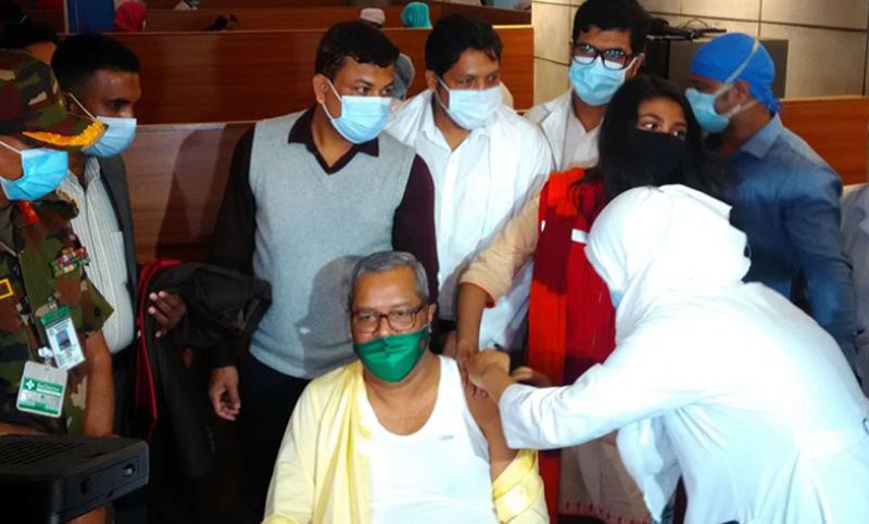 সব ভোটারকে করোনা টিকা নেয়ার আহ্বান সিইসির
