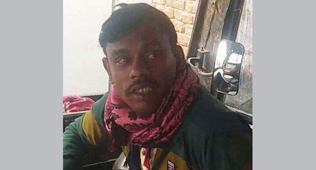 গাজীপুরে বাসের মধ্যে গৃহবধূকে ধর্ষণ, চালক গ্রেফতার