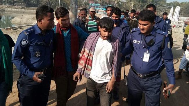 কুয়াকাটায় হাত-পা বেঁধে নির্যাতনের শিকার রায়হান উদ্ধার