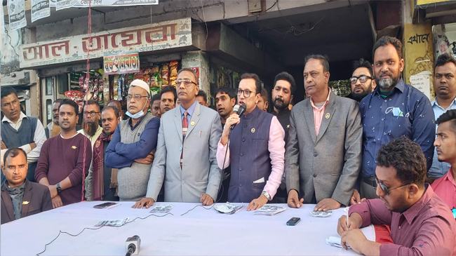 দ্বিধা-দ্বন্দ্ব ভুলে নৌকাকে বিজয়ী করতে হবে : দিলীপ কুমার