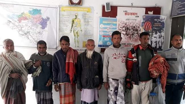 রাণীনগরে সাজাপ্রাপ্ত আসামিসহ গ্রেফতার ৭