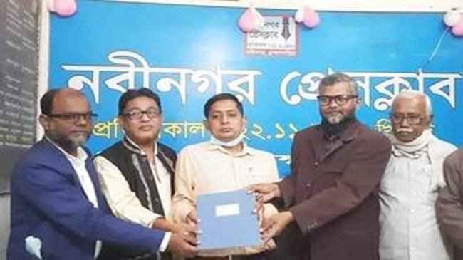 নবীনগর প্রেসক্লাবের নবনির্বাচিত কমিটির দায়িত্ব গ্রহণ