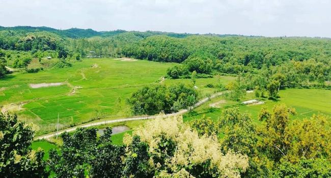 হালুয়াঘাটের পাহাড়ি স্পটগুলো ভ্রমণ পিপাসুদের পদচারণায় মুখর