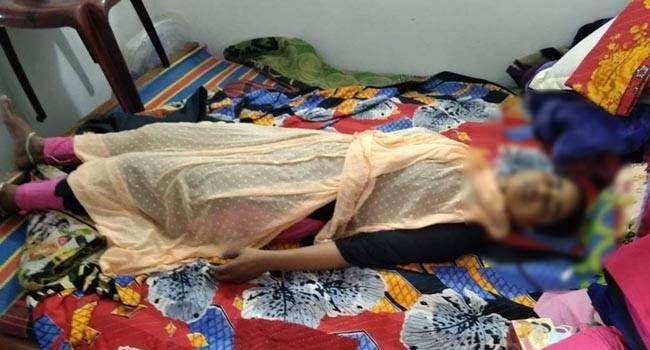 ভোলায় এনজিও অফিস থেকে নারী কর্মীর ঝুলন্ত লাশ উদ্ধার