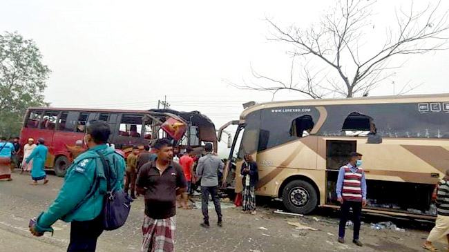 সিলেটে দুই বাসের মুখোমুখি সংঘর্ষে ৭ জন নিহত