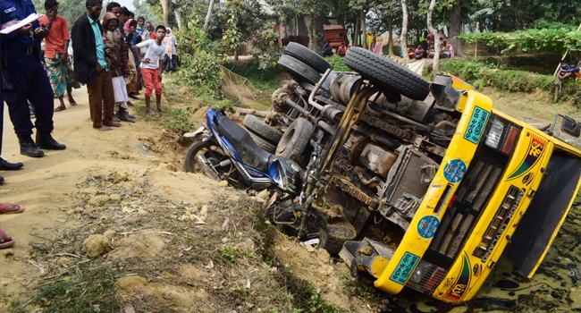 সড়ক দুর্ঘটনায় যুবলীগ কর্মীসহ ২ মোটরসাইকেল আরোহী নিহত