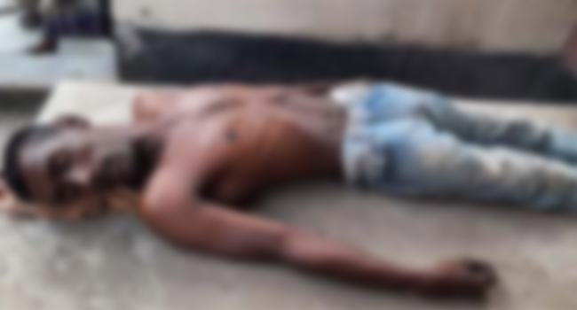 চৌগাছায় বিদ্যুৎস্পৃষ্ট হয়ে দিনমজুর নিহত
