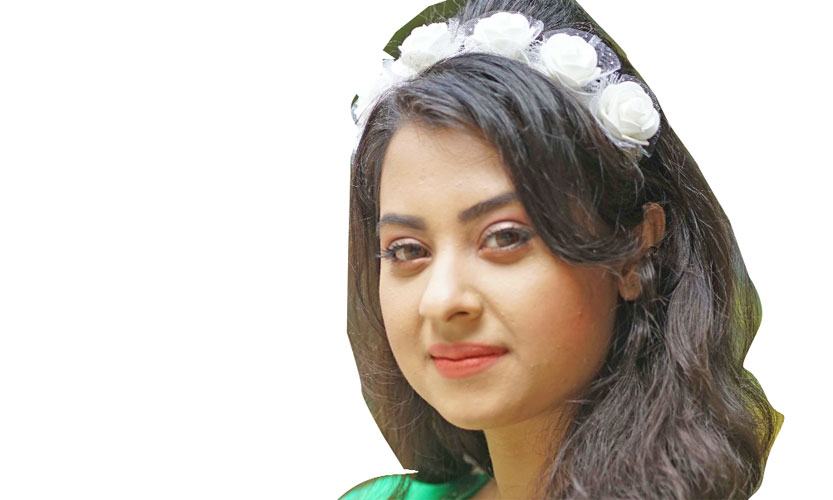 অপেক্ষা করেন গল্পই কথা বলবে : বুবলি