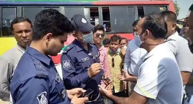 সমাবেশে যাওয়ার পথে বাধার মুখে তাবিথ আউয়াল