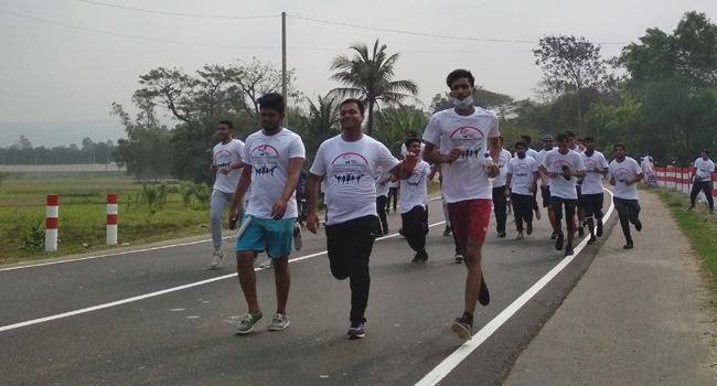 মিরসরাইয়ে বঙ্গবন্ধু ঢাকা ম্যারাথন অনুষ্ঠিত