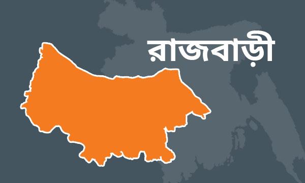 বালিয়াকান্দিতে পেঁয়াজ ক্ষেতের মধ্যে দিয়ে হাঁটার অভিযোগে গৃহবধূকে মারধর