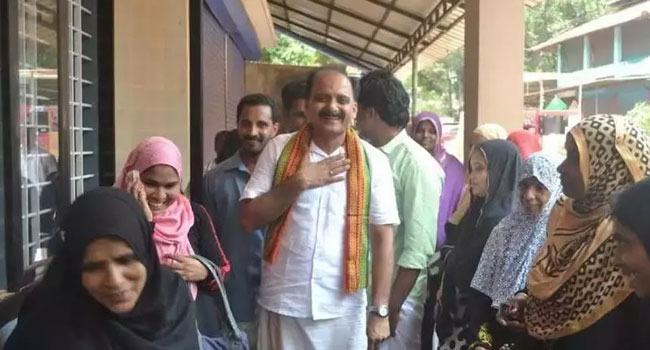 কেরালায় ‘মানসম্পন্ন গরুর গোশতের’ প্রতিশ্রুতি দিলেন বিজেপি প্রার্থী!