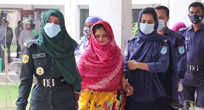 নিজের সন্তানকে হত্যার দায়ে মায়ের যাবজ্জীবন