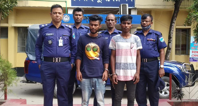 ঘোড়াশালে নারী শ্রমিককে ধর্ষণের অভিযোগে ২ যুবক গ্রেফতার