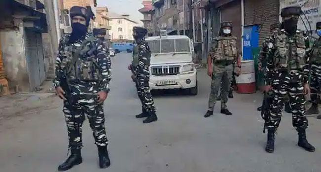 কাশ্মিরে মাথায় গুলি করে ভারতীয় জওয়ানের আত্মহত্যা