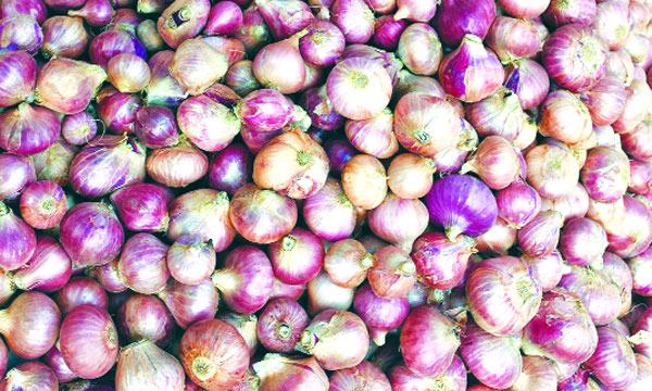 পেঁয়াজের বাজারে আবারো নৈরাজ্য
