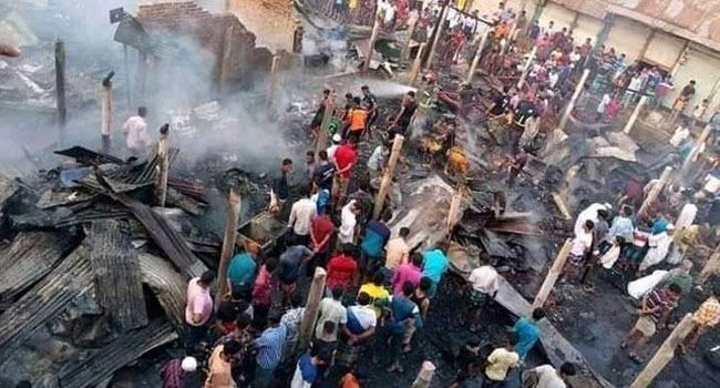 লক্ষ্মীপুরে আগুনে পুড়েছে ৩০ দোকান, কোটি টাকার ক্ষতি