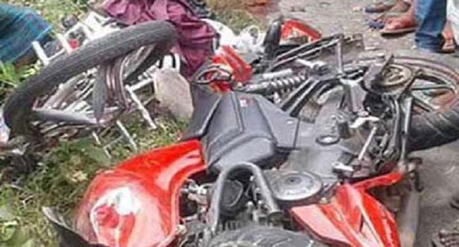জয়পুরহাটে মোটরসাইকেলের চাপায় নিহত ১