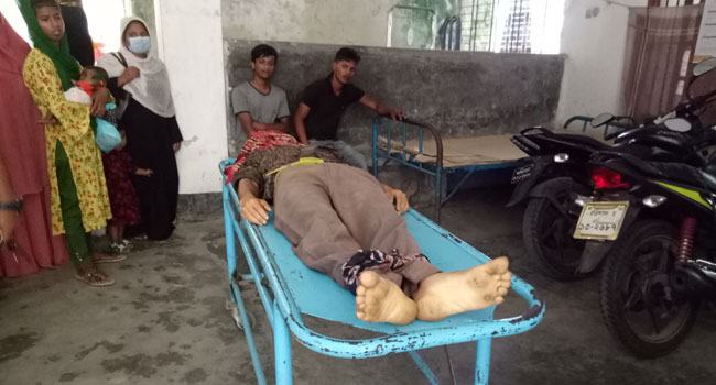 ওভারটেকিং করতে গিয়ে নসিমন উল্টে যুবক নিহত