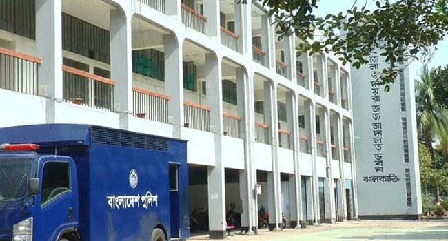 ঝালকাঠিতে কিশোরী ধর্ষণের দায়ে ২ যুবকের যাবজ্জীবন