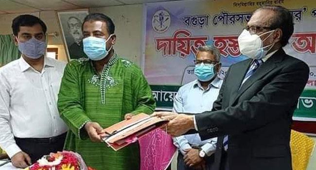 বগুড়া পৌরসভার নতুন মেয়র বাদশার দায়িত্বগ্রহণ
