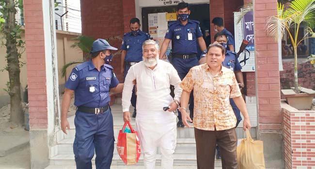 নওগাঁয় পুলিশ-বিএনপি সংঘর্ষ : ২ মামলা, গ্রেফতার ১৪