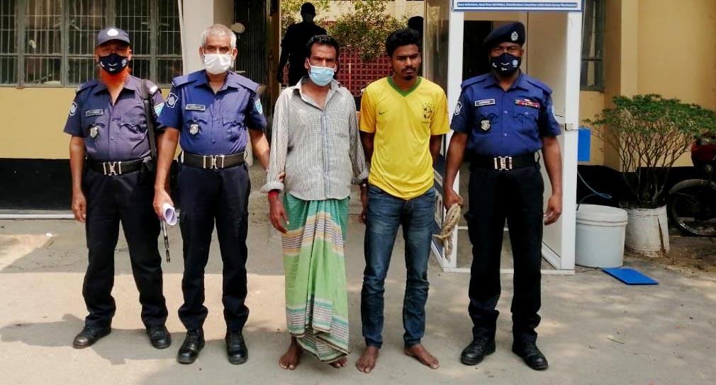 পলাশে গৃহবধূকে শ্বাসরোধে হত্যার অভিযোগে স্বামী ও শ্বশুর গ্রেফতার