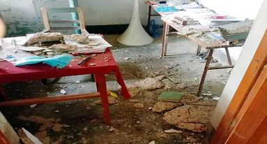 রাঙ্গাবালীতে বিদ্যালয়ের জরাজীর্ণ ছাদ ভেঙে অফিস সহকারী আহত